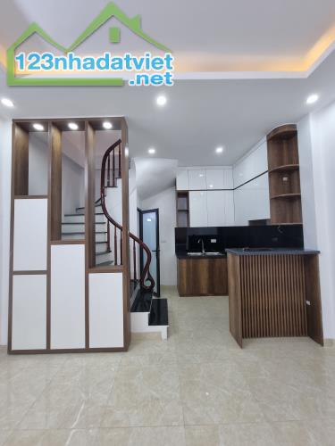 Bán nhà chính chủ mặt ngõ ô tô chạy, kinh doanh Nguyễn Khoái 33m2x5 tầng, 5.2 tỷ - 4