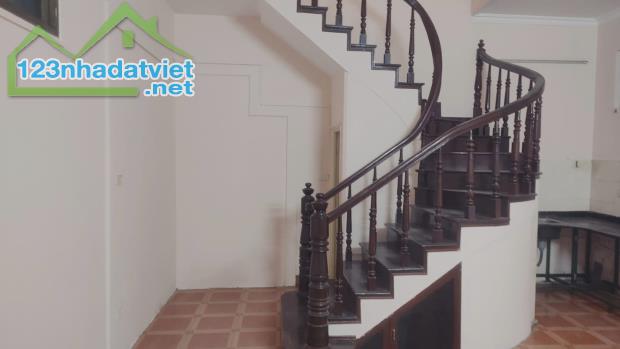 Siêu hiếm! Trương Định mặt ngõ thông, lô góc, kinh doanh, 57m, 3 tầng, MT 5m, hơn 5 tỷ - 1