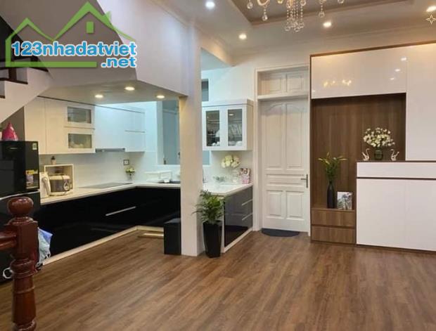 BÁN NHÀ ĐẸP DÂN XÂY PHỐ Thuỵ Khuê 48M2 5TẦNG 6.3TỶ GẦN HỒ TÂY - 2