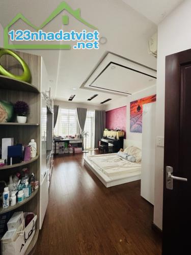 NHÀ NỞ HẬU ĐẸP - VĨNH VIỄN - 4.2X10M2, 3TẦNG - NHỈNH 7TỶ - 1