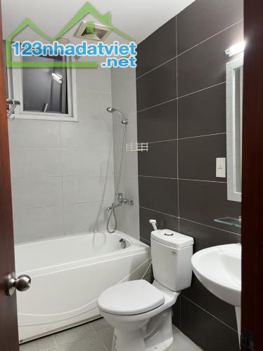 Cần cho thuê gấp căn hộ Ngọc Phương Nam Quận 8, Dt : 90 m2, 2PN, 2WC, Giá : 10.5 tr/th, - 3