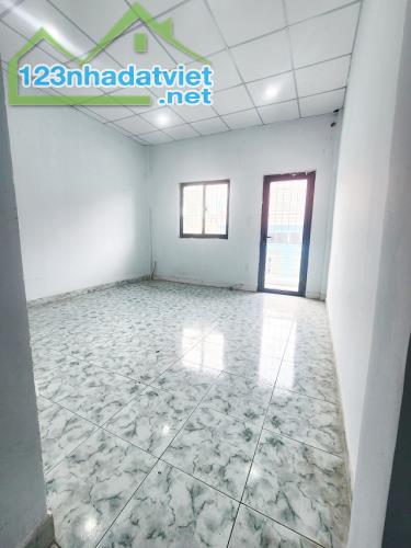 NHÀ 2 TẦNG 46M2 HẺM 1 SẸC THÔNG THOẠI NGỌC HẦU, NGAY UBND QUẬN TÂN PHÚ - 2