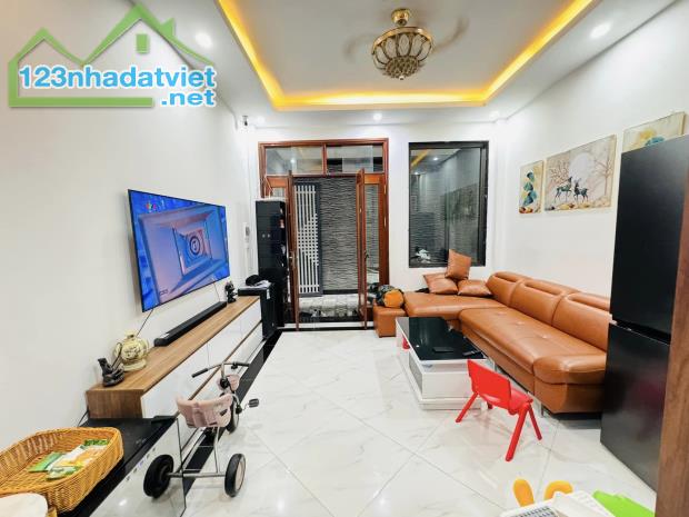 Bán nhà Tô Vĩnh Diện-DT 35 m2 x 5 tầng.MT 4m.30M RA MẶT NGÕ Ô TÔ TRÁNH-NHÀ ĐẸP-SỔ VUÔNG. - 2