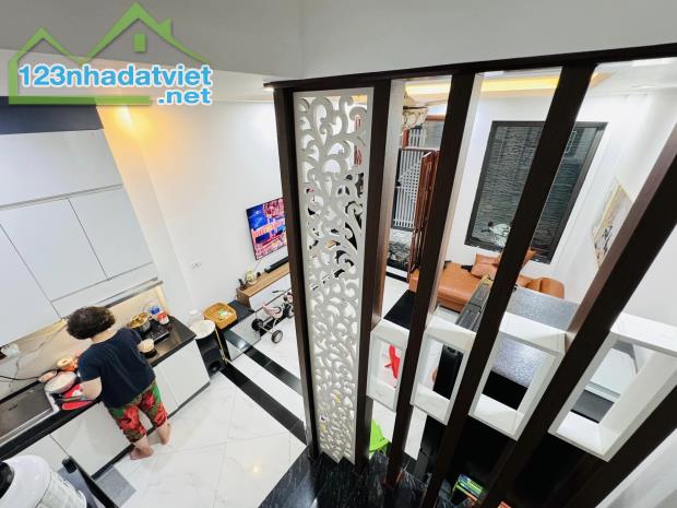 Bán nhà Tô Vĩnh Diện-DT 35 m2 x 5 tầng.MT 4m.30M RA MẶT NGÕ Ô TÔ TRÁNH-NHÀ ĐẸP-SỔ VUÔNG. - 1
