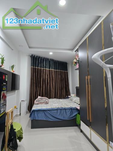 Bán Nhà Lô Góc, 4 Tầng, Hẻm 4M Thông ,Tô Hiến Thành, Q10, 50M2, 8.88 tỷ. - 2