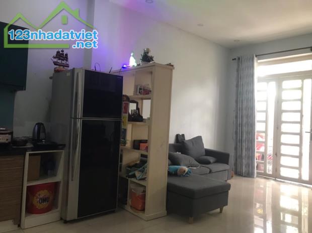 Bán nhà 2 Tầng, 56m2, Ngã 3 Lã Xuân Oai Lò Lu, Q9. Giá Nhỉnh 3 Tỷ - 1