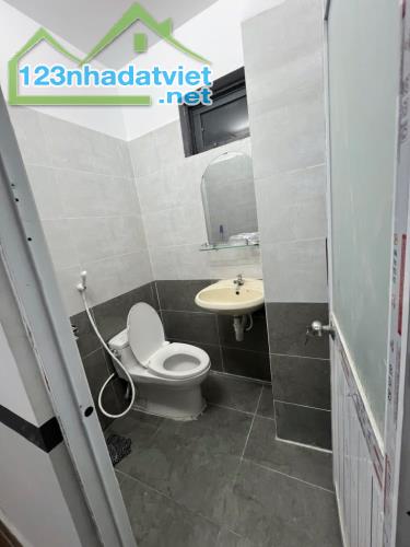 Bán nhà CHDV TX25, 8x18m, 3 tầng 10 phòng full sẵn thu nhập ~265tr/năm nhỉnh 6 Tỷ - 2