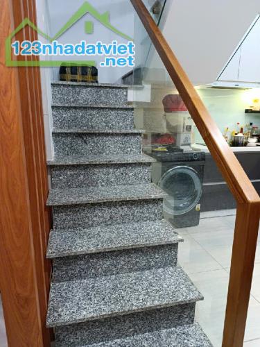 Bán Nhà Bà Hom, Phường 13, Quận 6. DT 30m2 x 2 tầng (3.5 x 8.5). Giá 3.65 tỷ TL. - 2