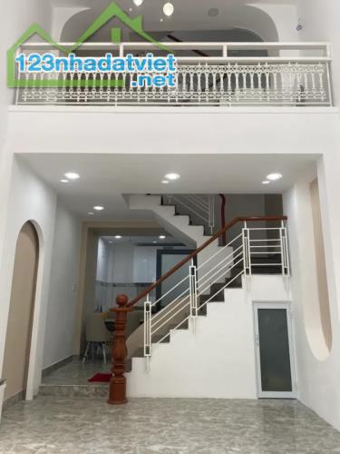 NHÀ ĐƯỜNG SỐ 15 SÁT KÊNH THAM LƯƠNG, HXH,DIỆN TÍCH 40M2,GIÁ NHỈNH 5 TỶ - 4