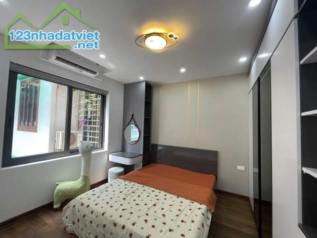 ***Bán nhà Kim Giang 36m 4 t tặng full nội thất hàng xóm KĐT Đại Kim giá đẹp 6.4 tỷ