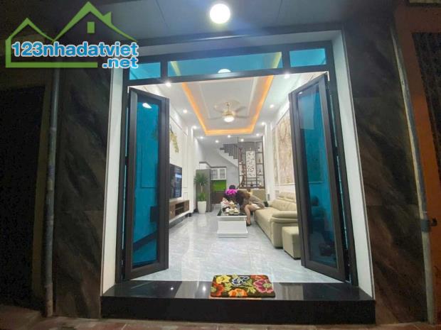 MINH KHAI - HAI BÀ TRƯNG 5 TẦNG 30.1M² MẶT TIỀN RỘNG ĐẸP..... - 1