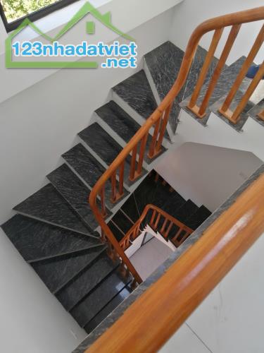 Bán nhà Độc Lập DT47m2*3T ôtô đỗ cửa,chỉ 5p ra KĐT Đô nghĩa,bệnh viện nhi - 3