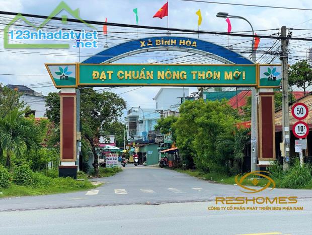 Bán đất xã Bình Hòa mặt tiền đường Bình Hòa-Cây Dương sổ hồng 1700m2 giá chỉ 6,3 triệu/m2 - 1