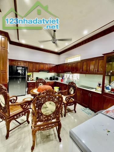 🏘️ BIỆT THỰ LÊ VĂN KHƯƠNG - Q12 -  SANG TRỌNG - HIỆN ĐẠI. - 2