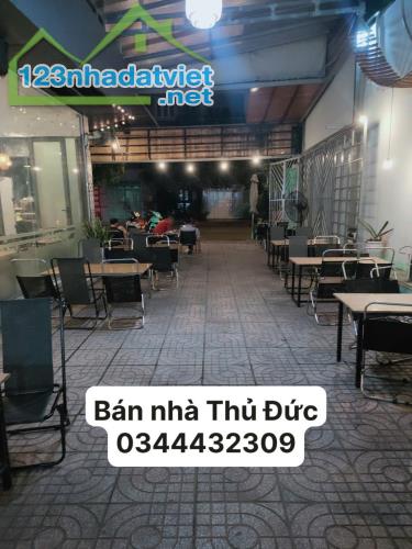 Bán nhà Thủ Đức – Mặt tiền kinh doanh Lê Văn Việt – 270 m2 – Ngang 10m – Chỉ 21.5 tỷ - 3