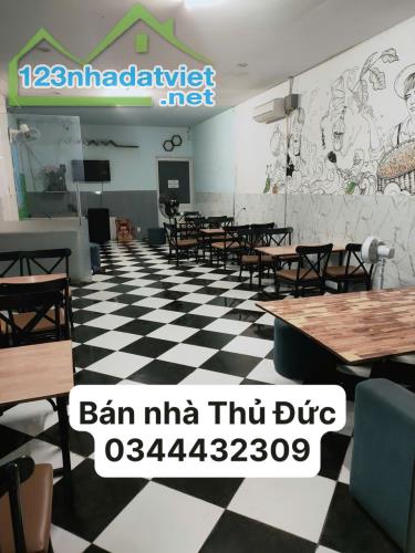 Bán nhà Thủ Đức – Mặt tiền kinh doanh Lê Văn Việt – 270 m2 – Ngang 10m – Chỉ 21.5 tỷ