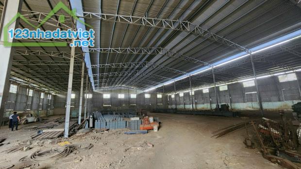 Bán xưởng 11.000m2 SKC giá chỉ 30 tỷ, Hố Nai 3-Trảng Bom-Đồng Nai - 1