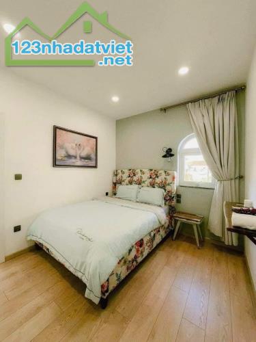 Hot Hot - Bán gấp Villa đẹp như cổ tích ở đường Trần Đại Nghĩa, Đà Lạt giá chỉ 11.5 tỷ - 1