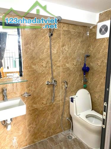 Bán tòa CHDV Xã Đàn 6 tầng thang máy  60m2 - Ngõ rộng - 20m ô tô tránh - 5