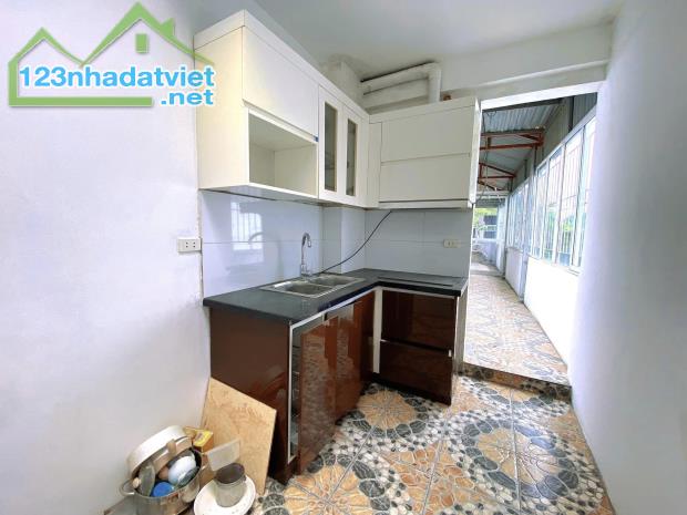 Bán nhà mặt phố Tây Sơn, Đống Đa, tiện kinh doanh 6 tầng 31m2 giá 12.3 tỷ - 3