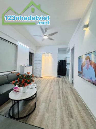 Chung cư gần chợ Xuân La, Q Bắc Từ Liêm, DT: 68.2m2, 4 tỷ 19.