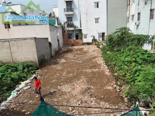 Bán Đất Quận 7_Huỳnh Tấn Phát_Còn 1Lô Duy Nhất-240M2-Hẻm 7M Thông Đường Đào Trí-Chỉ 8.X Tỷ