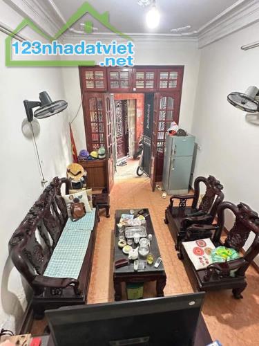 BÁN NHÀ NGÕ 117 THÁI HÀ, 45M 4T 8,6 TỶ, DÂN XÂY, NGÕ THÔNG, Ô TÔ ĐỖ GẦN, AN SINH VIP