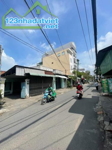 Bán nhà Mặt tiền Nguyễn Duy Cung - ngay Phan Huy Ích, DT: 8x26m, Cấp 4, giá 16.9 tỷ. - 4