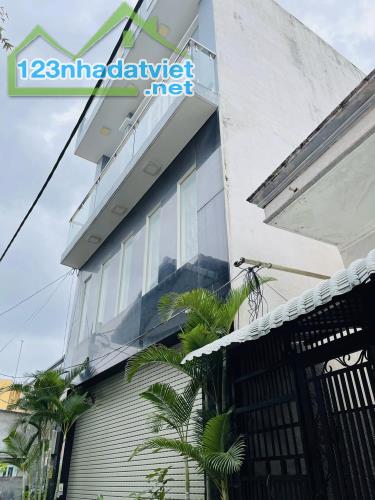 Bán nhà Tân Hóa, 40m2, 4,2x9.5, 4 tầng, 4PN, SHR. HCĐ chỉ 4.5 tỷ TL 0906993584