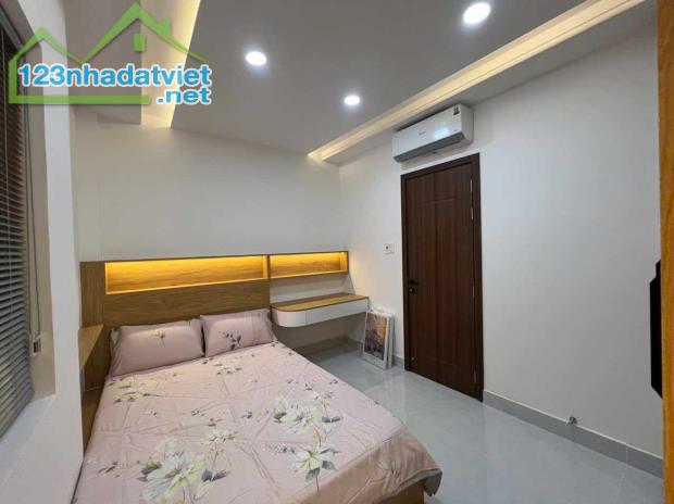 NHÀ ĐINH TIÊN HOÀNG HẺM XE TẢI 6M NỞ HẬU - 35m2 1T 2L 3PN - Giá 7.5 tỷ - 4