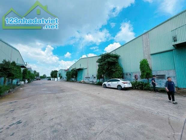 Cho thuê xưởng cụm KCN Tam Phước, Biên Hòa, Đồng Nai, 2350m2, giá thuê 120tr.