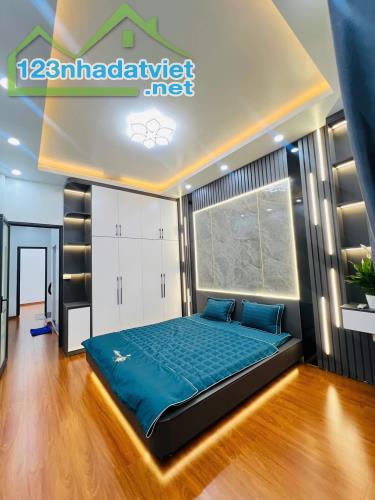 Bán nhà Trương Định, Quận Hai Bà Trưng 40m2 - 4Phòng ngủ, SĐCC Giá 5.8 tỷ - 3