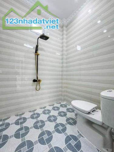 Bán Nhà 3 Tầng mới Lũy Bán Bích , Q. Tân Phú ,  chỉ 2.99 tỷ - 2