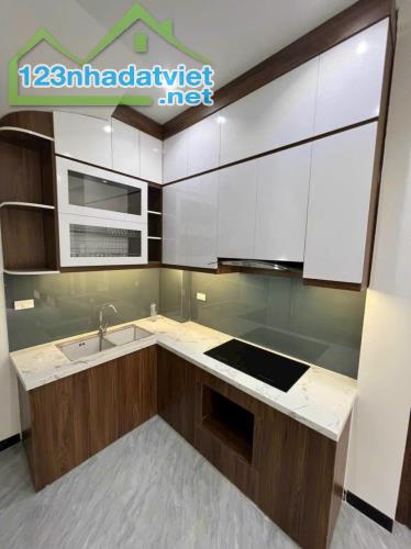 Bán Nhà Đức Diễn - Minh Khai, 34m2*5Tầng. Đường thông, oto đỗ cửa gần chợ trường chỉ 5x tỷ - 2