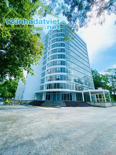 Cho thuê Toà nhà mới xây dựng DT khủng 15.000m2 sàn . - 1