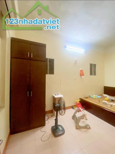 BÁN NHÀ LÔ GÓC SÁT PHỐ 10 TỶ 55m 5 TẦNG MT 7,2m CÁCH 15m Ô TÔ TRÁNH LẠC LONG QUÂN TÂY HỒ - 2