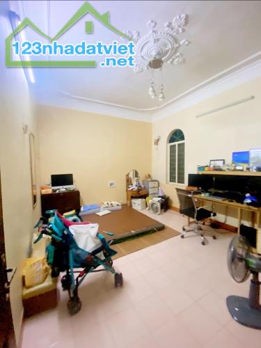 BÁN NHÀ LÔ GÓC SÁT PHỐ 10 TỶ 55m 5 TẦNG MT 7,2m CÁCH 15m Ô TÔ TRÁNH LẠC LONG QUÂN TÂY HỒ - 3