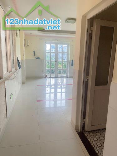 Bán nhà KDC Intresco Nguyễn Văn Linh 200m2 Phong Phú Bình Chánh 12 tỷ - 4