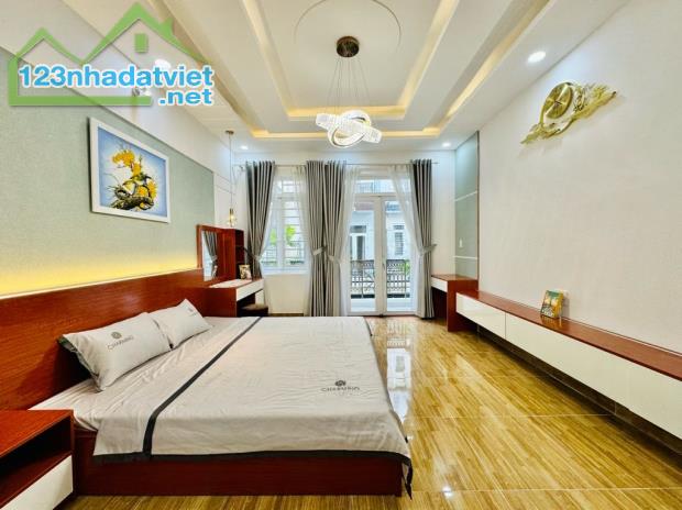 Bán nhà siêu phẩm Tân Cổ Điển, HXT, Phạm Văn Chiêu, 4 tầng, 4PN, Phường 14, Gò Vấp, 6,9 tỷ - 3