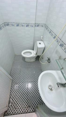 BÌNH THẠNH - 2 TẦNG 2PN 2 WC, SỔ VUÔNG ĐẸP HOÀN CÔNG ĐỦ - CHỈ NHỈNH 2 TỶ - 3