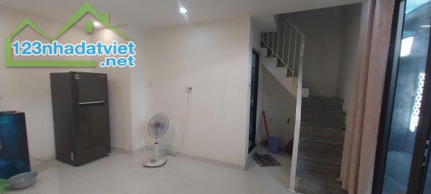 ♣ Nhà Sát MT Hoàng Diệu Chợ Mới, 30m2, 2 tầng, 2PN, sạch đẹp ở ngay, 2.15 tỷ - 1