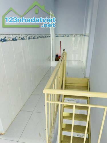 Nhà Đẹp Phường Thống Nhất: 1 Tầng 1 Lầu, Góc 2 Mặt Tiền, Giá Tốt 1.6 Tỷ - 4