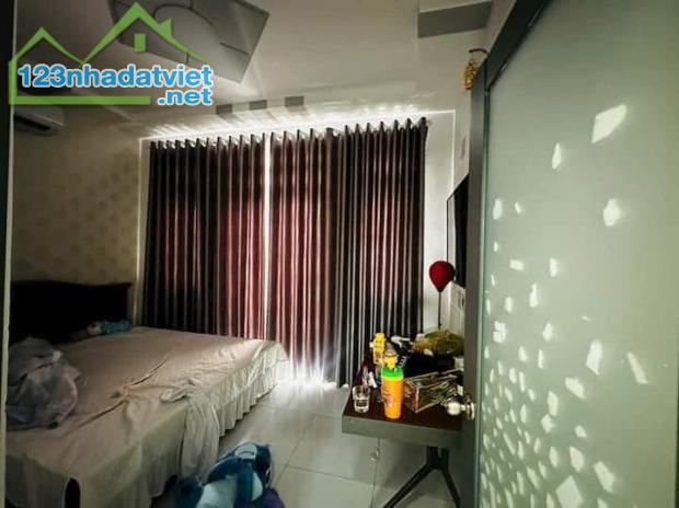 BÁN NHÀ 4. TẦNG ĐƯỜNG NGUYỄN ẢNH THỦ - GIÁ HƠN 6 TỶ - 3