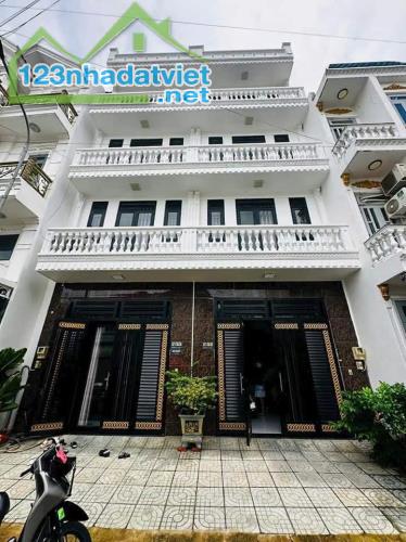 BÁN NHÀ 4. TẦNG ĐƯỜNG NGUYỄN ẢNH THỦ - GIÁ HƠN 6 TỶ - 5