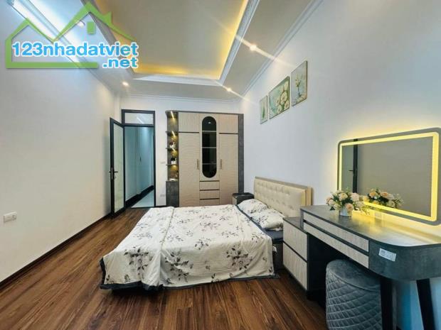 🏩NHÀ MỚI -CHÍNH KINH -THANH XUÂN -5 TẦNG 48M² -NỘI THẤT ĐẸP -Ở NGAY -10M RA ÔTÔ.  🎯Vị tr - 1