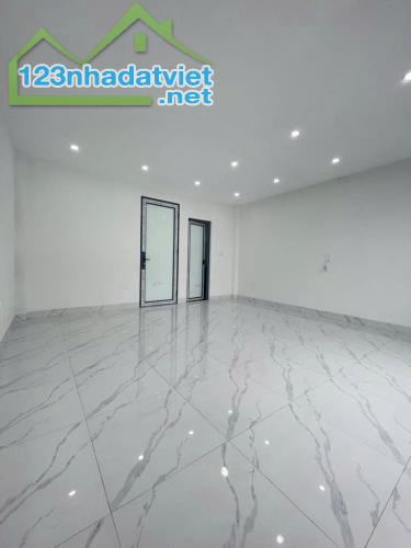 Nhà Độc Lập DT40m2*4T,Thiết Kế Gác Lửng, ÔTÔ Đỗ Cửa,Chỉ 5p ra Đô Nghĩa - 3