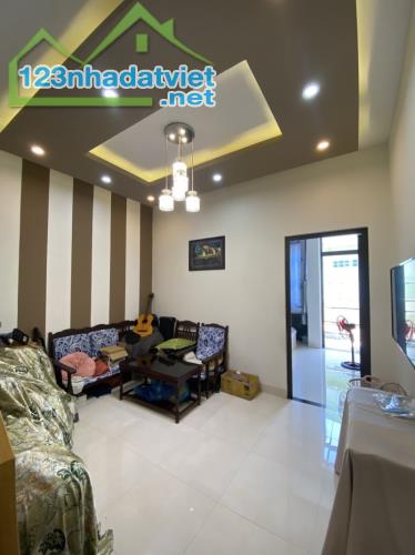 ♥ Nhà Trần Cao Vân, gần Biển, 61m2, 4 tầng, cực chất, 3.x tỷ - 2