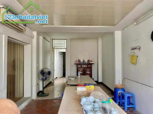 CHO THUÊ NHÀ LÀM VP, KINH DOANH SẠCH NHÀ ĐẦM TRẤU, 5 TẦNG, 50M2, 22 TRIỆU