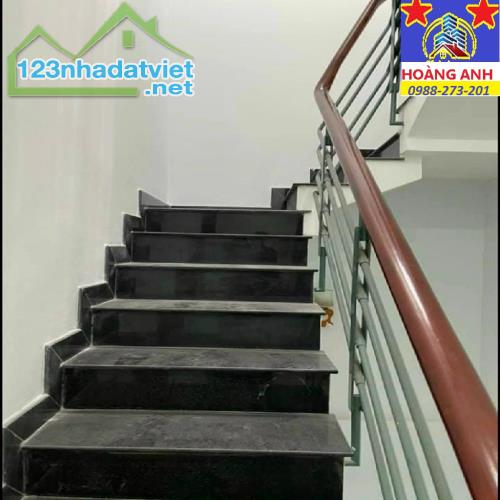 👉👉 👉 CẦN BÁ.N GẤP NHÀ RIÊNG TẠI PHƯỜNG THẢO ĐIỀN , QUẬN 2 _ 120 m2 ĐẤT_ 2 TẦNG 3 PN _ S - 2