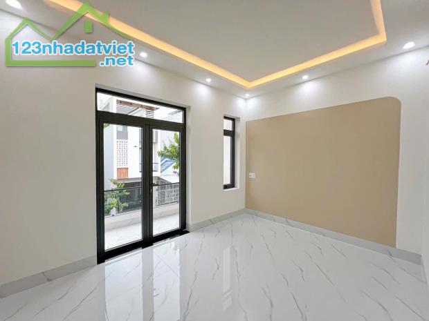 bán nhà lầu full nội thất trục b2 kdc phú an thổ cư hoàn công 90m2 3pn + sân vườn giá3.95t - 1